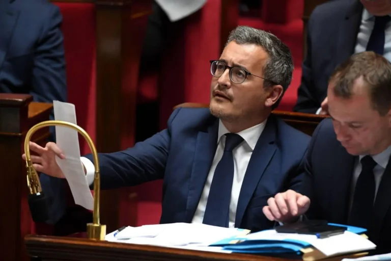 Gérald Darmanin ouvert à l’augmentation du SMIC : un débat nécessaire